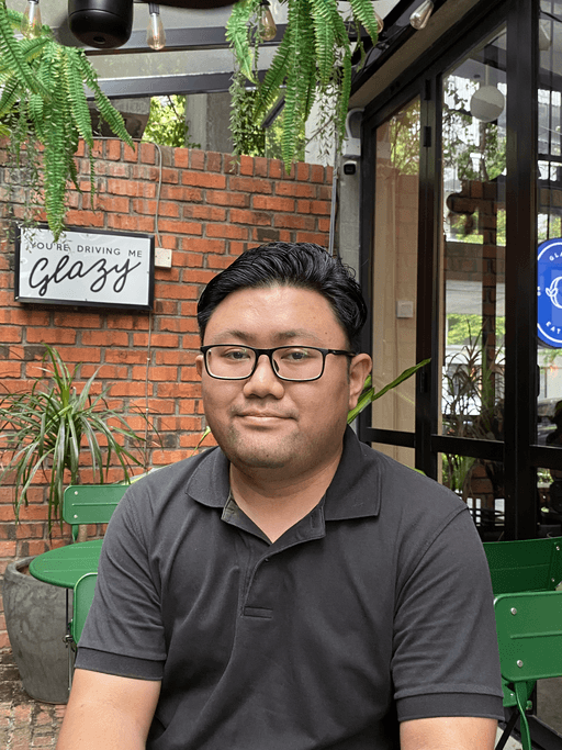 Izzat Muzhaffar, Junior Frontend Developer at Softinn Solutions