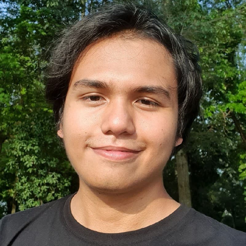 Adam Halid, Sigmaschool student